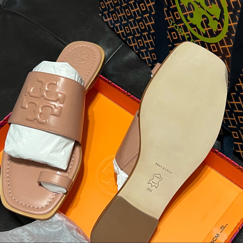 Tory Burch Ring Toe Flat Sandal Slide - Picture 2 of 3